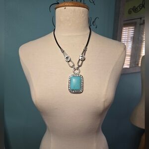 Elegant Silver Turquoise Pendant Necklace